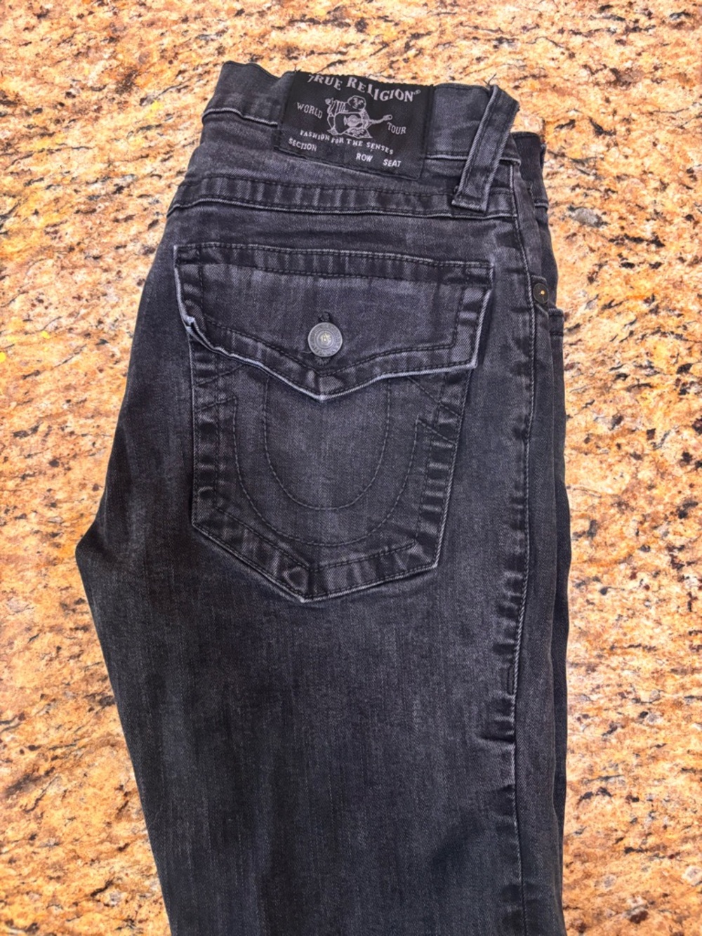 Men’s Size:31 True Religion Men's Black Denim Jeans- Ricky Relaxed Straight Leg - Picture 2 of 5